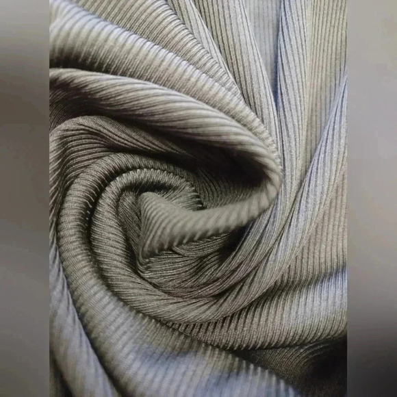 Only NWT Black Sleeveless Bodycon Mini Dress Size  Medium - Picture 6 of 8